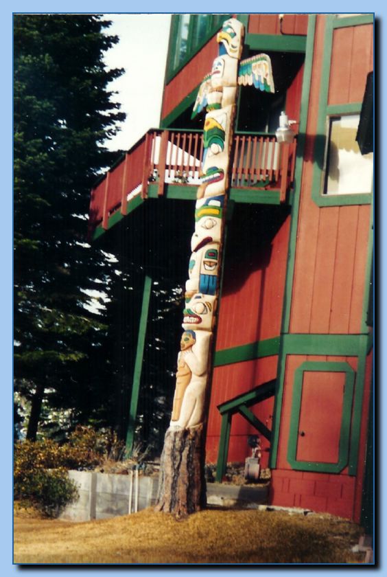 2 101 Totem Traditional Archive 02